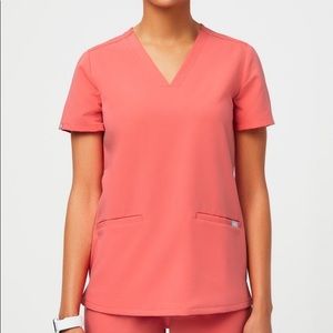 FIGS: Casma Three-pocket Scrub Top Hot Coral